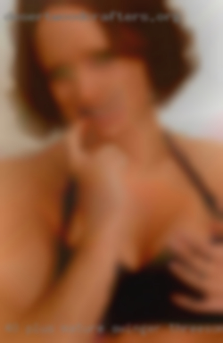 40 plus mature swinger threesomes from Big Rapids Michigan.